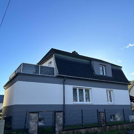 Einfamilienhaus In Ruhiger Lage Apartment ซังคท์เพิลเทน ภายนอก รูปภาพ