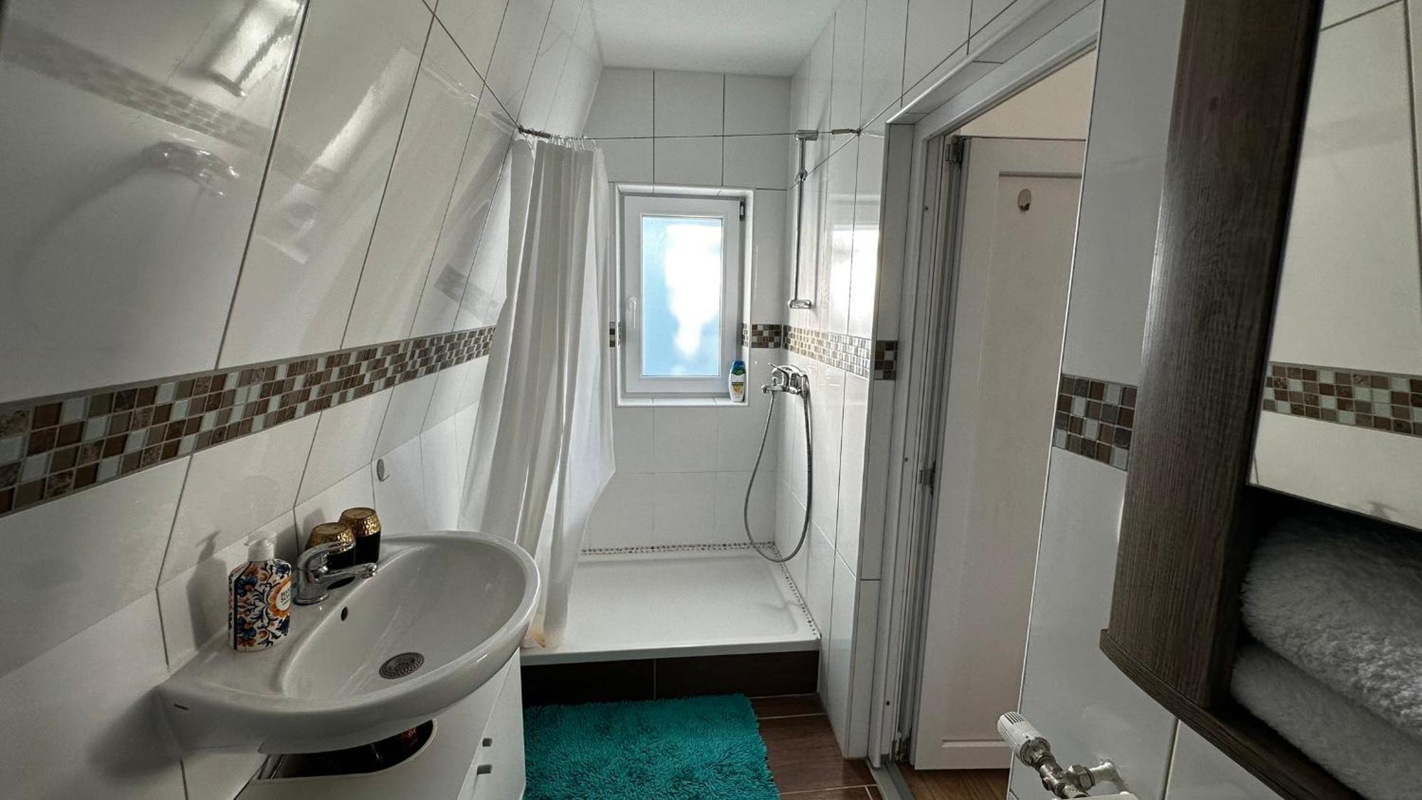 Einfamilienhaus In Ruhiger Lage Apartment ซังคท์เพิลเทน ภายนอก รูปภาพ
